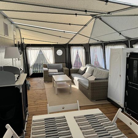 Przyczepa 2022 Molo Surf Villa Jastarnia Dış mekan fotoğraf